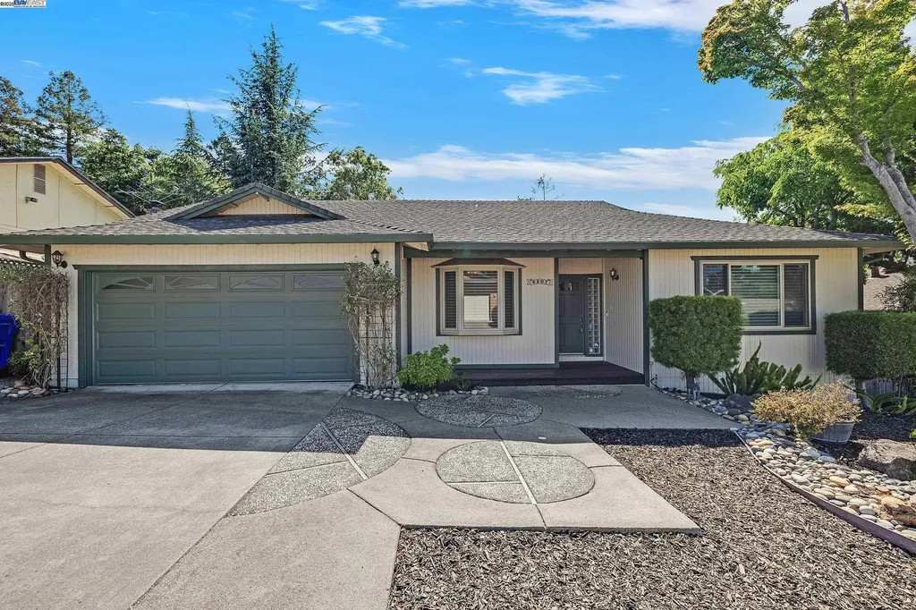 2207 Dexter Court Hayward CA 94541
