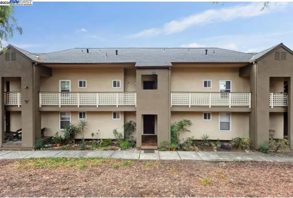 680 Dartmore Lane Hayward CA 94544