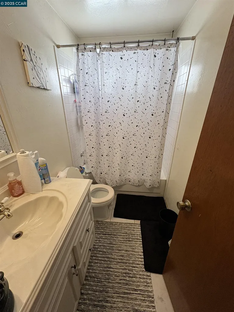 9501 Castlewood Street Oakland CA 94603