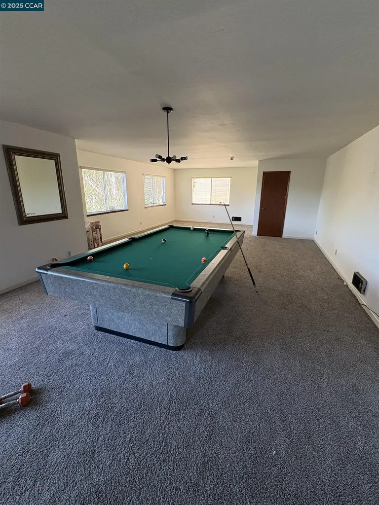 9501 Castlewood Street Oakland CA 94603