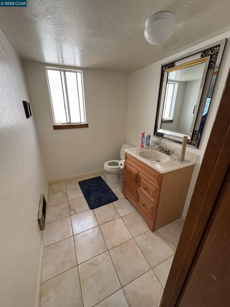 9501 Castlewood Street Oakland CA 94603