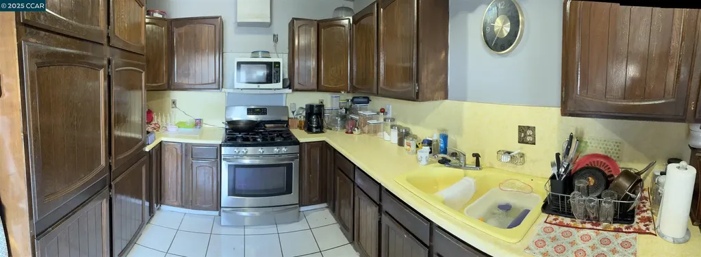 9501 Castlewood Street Oakland CA 94603