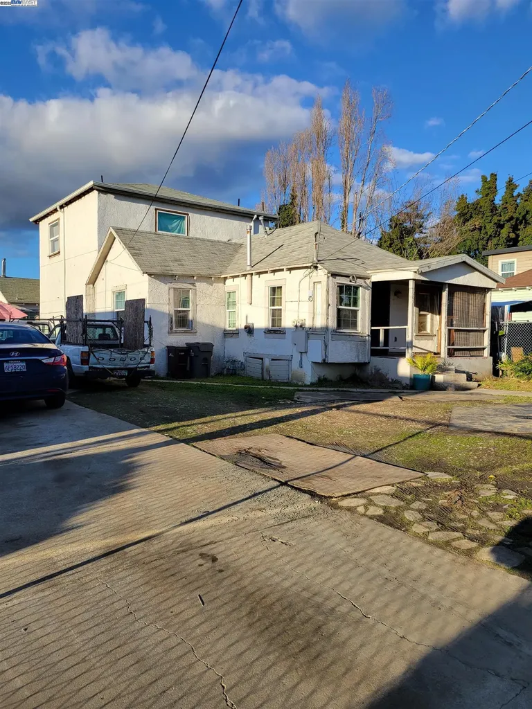 1233 87th Avenue Oakland CA 94621