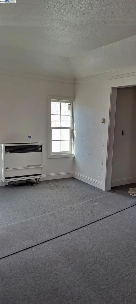 1233 87th Avenue Oakland CA 94621