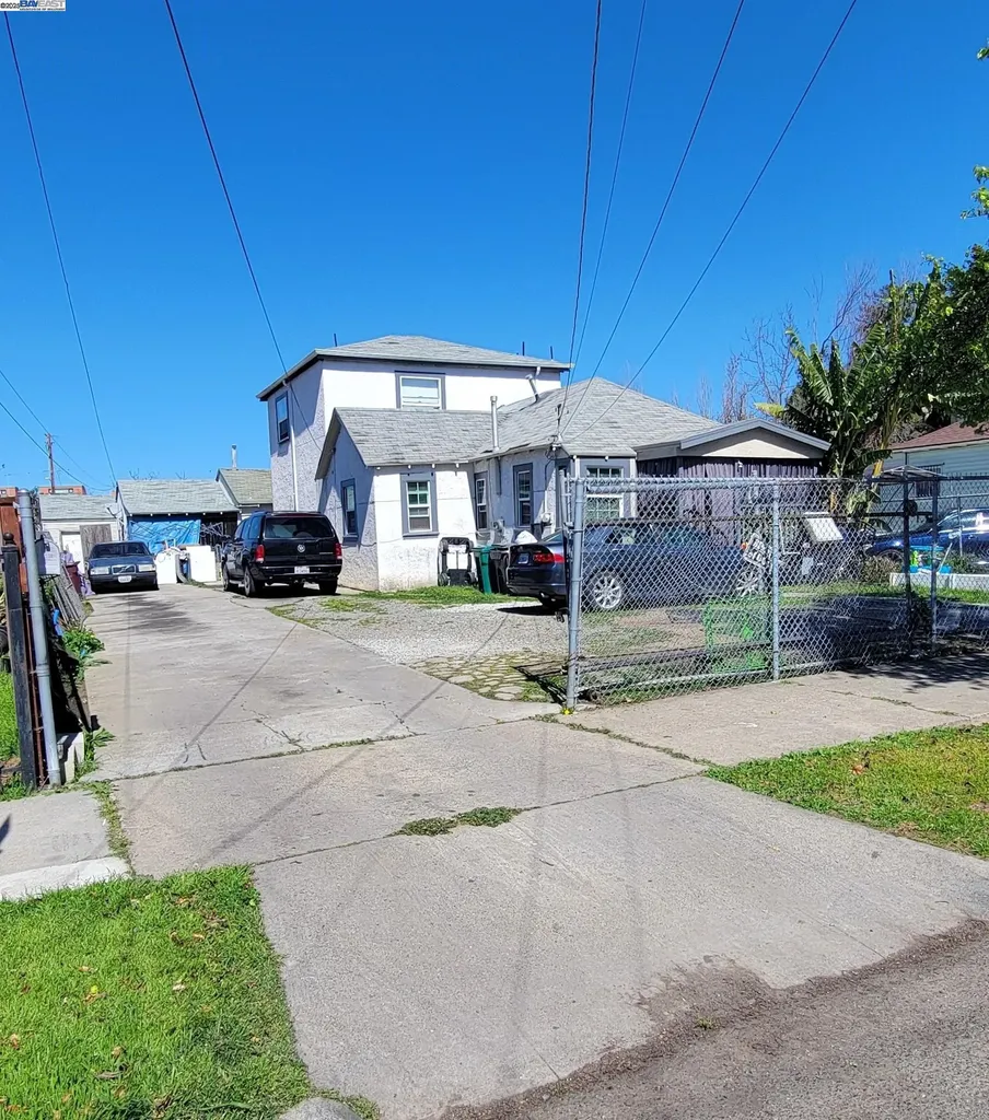 1233 87th Avenue Oakland CA 94621