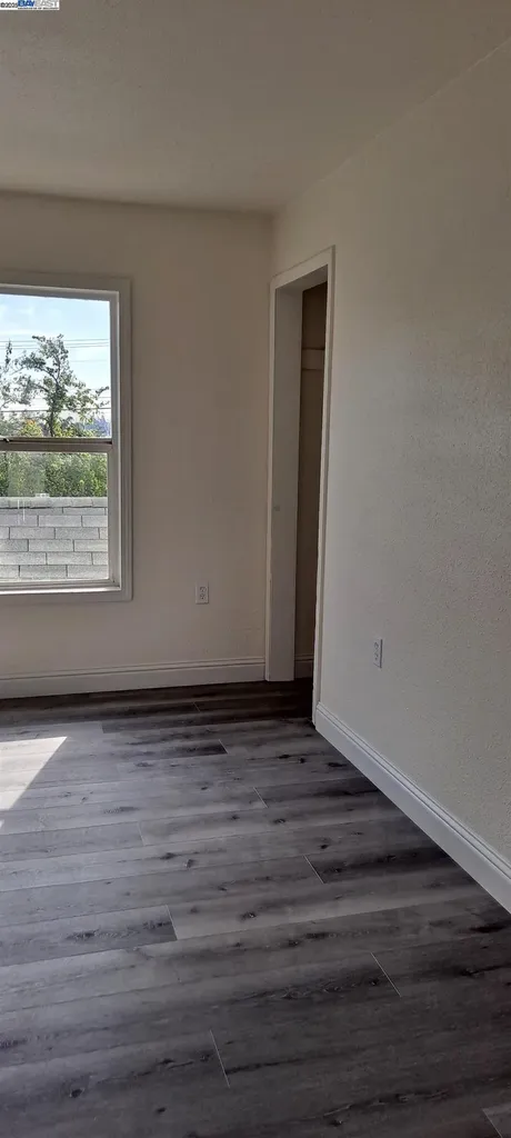 1233 87th Avenue Oakland CA 94621