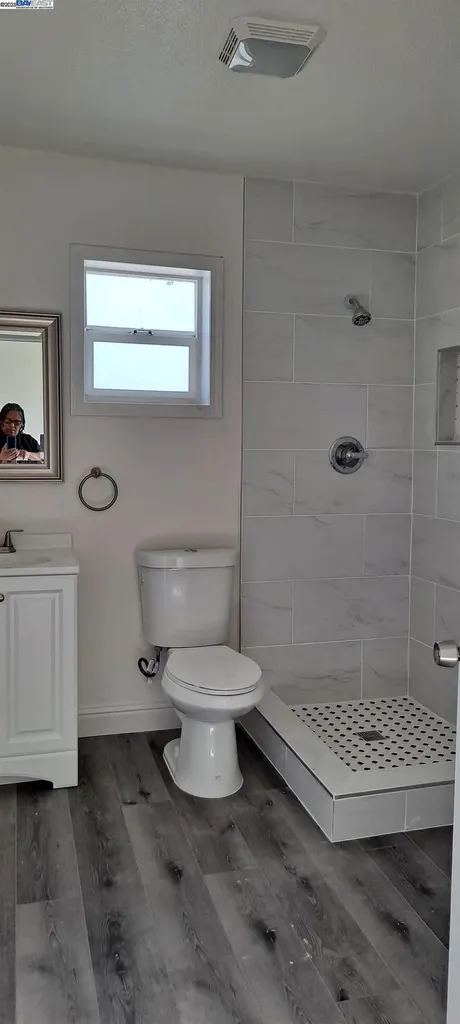 1233 87th Avenue Oakland CA 94621