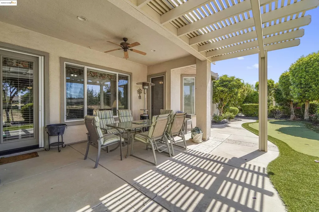 910 Suntan Lane Brentwood CA 94513