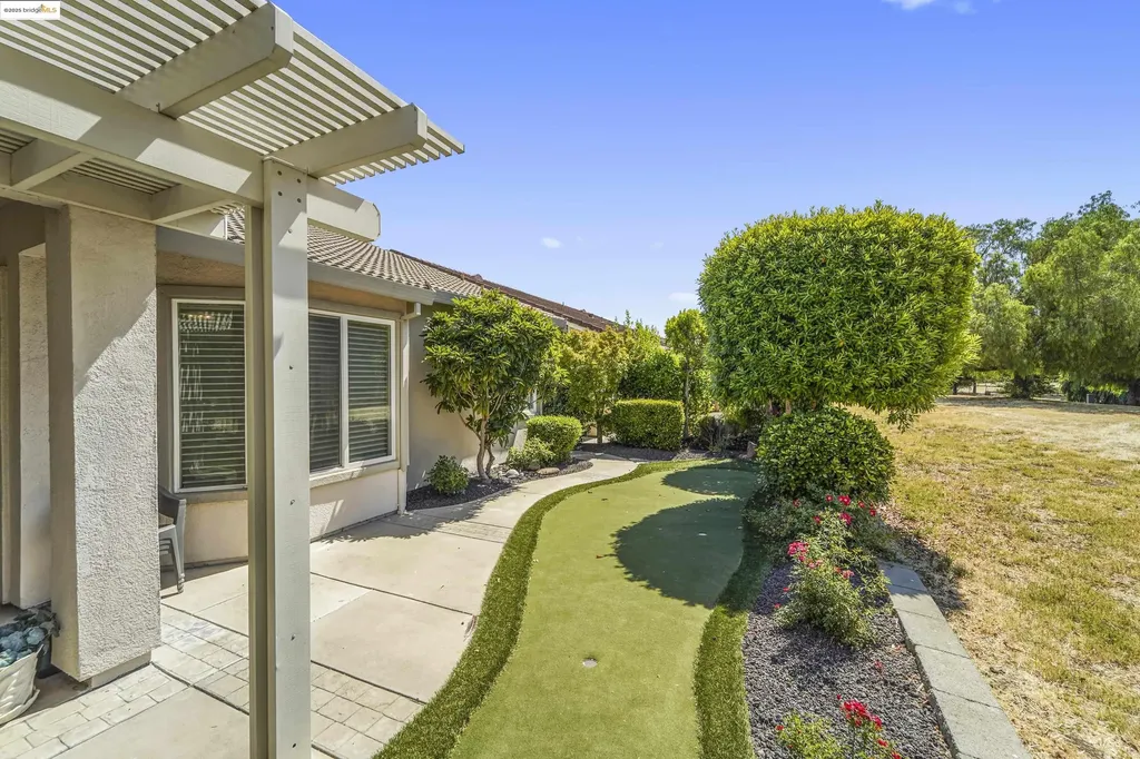 910 Suntan Lane Brentwood CA 94513