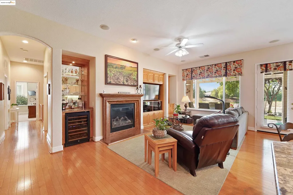 910 Suntan Lane Brentwood CA 94513