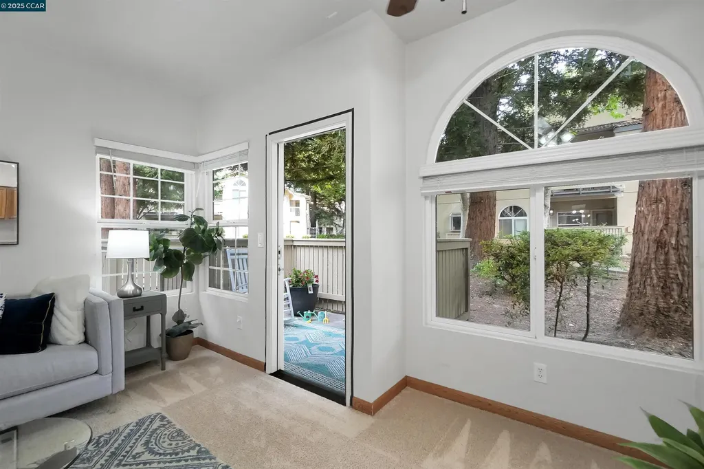 1407 Forest Run Hercules CA 94547