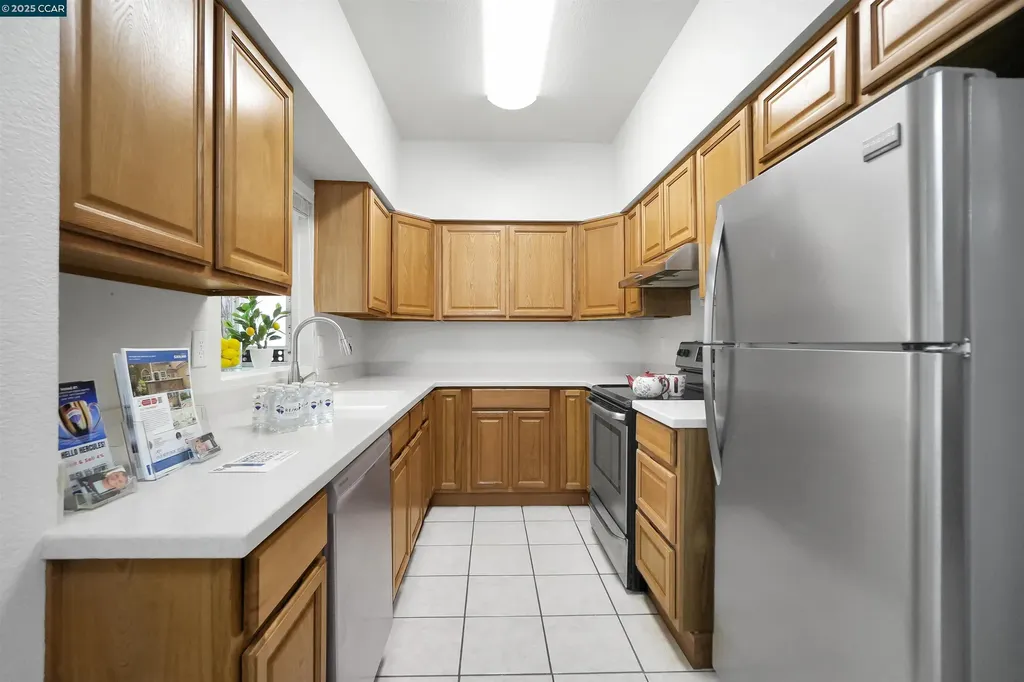 1407 Forest Run Hercules CA 94547