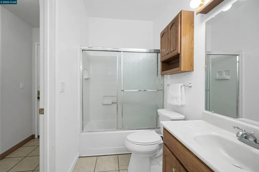 1407 Forest Run Hercules CA 94547