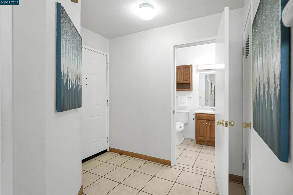 1407 Forest Run Hercules CA 94547