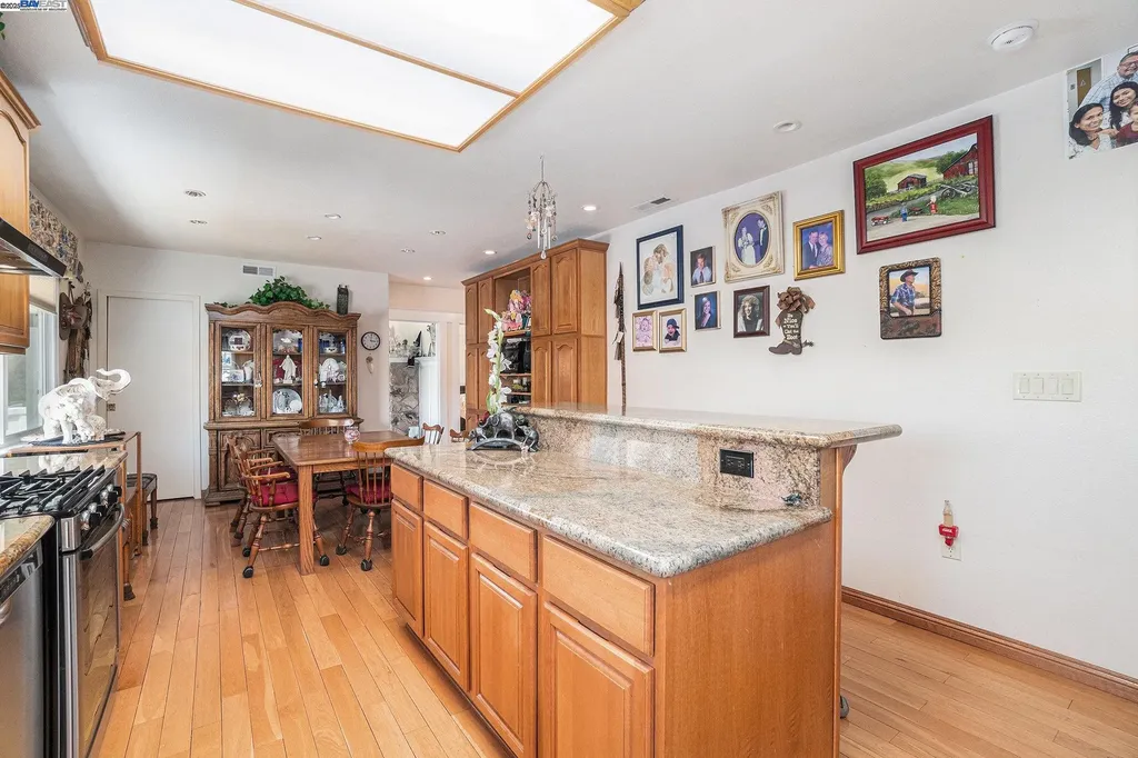 5799 Nortonville Pittsburg CA 94565