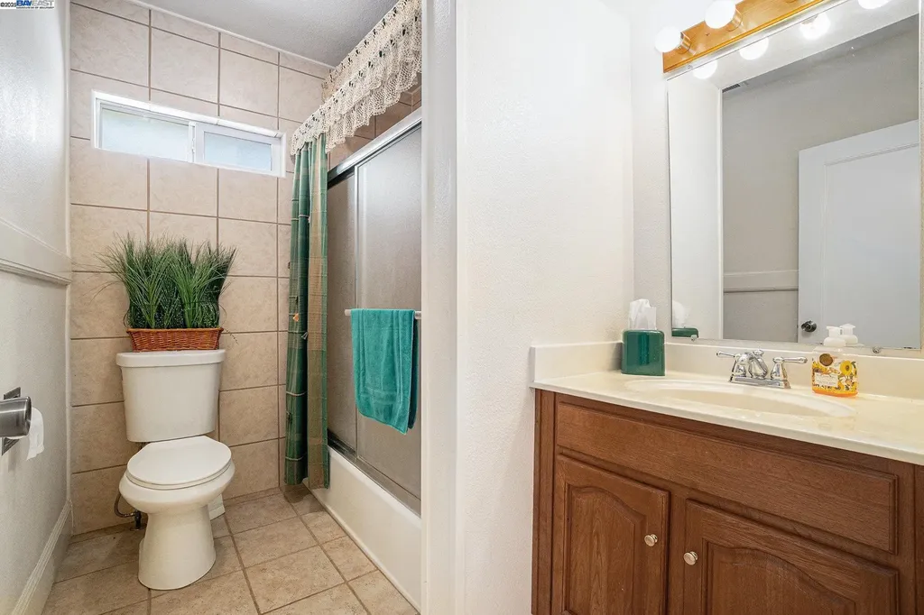 5799 Nortonville Pittsburg CA 94565