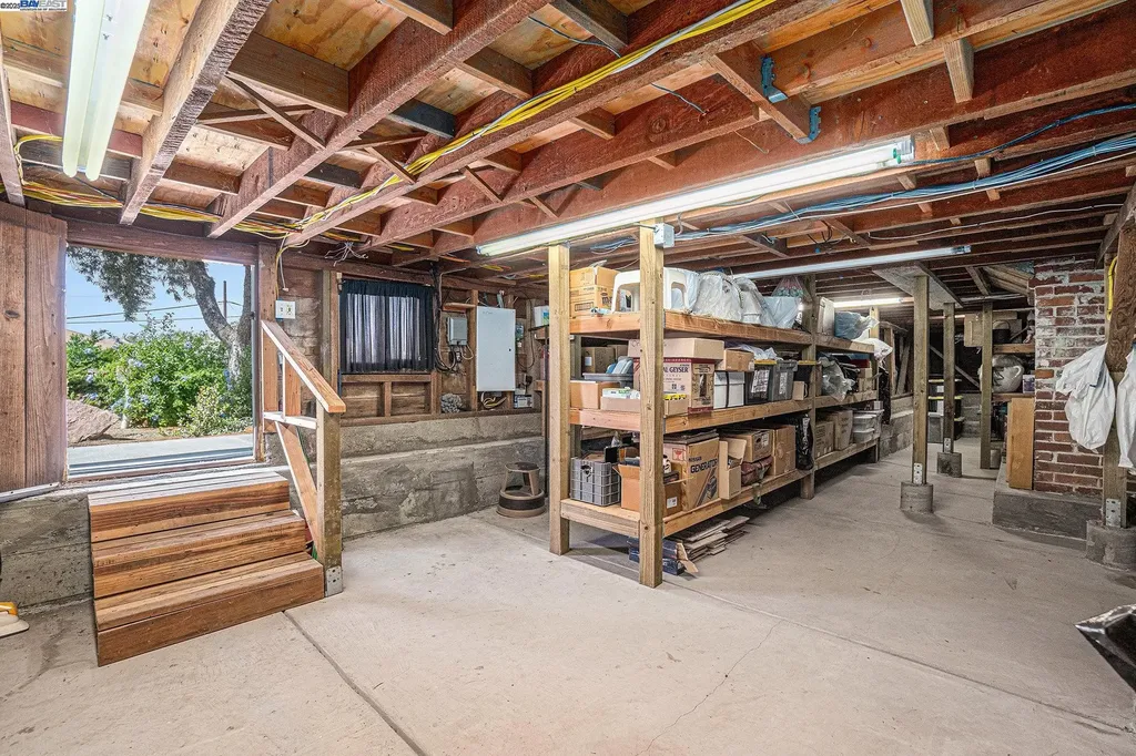 5799 Nortonville Pittsburg CA 94565