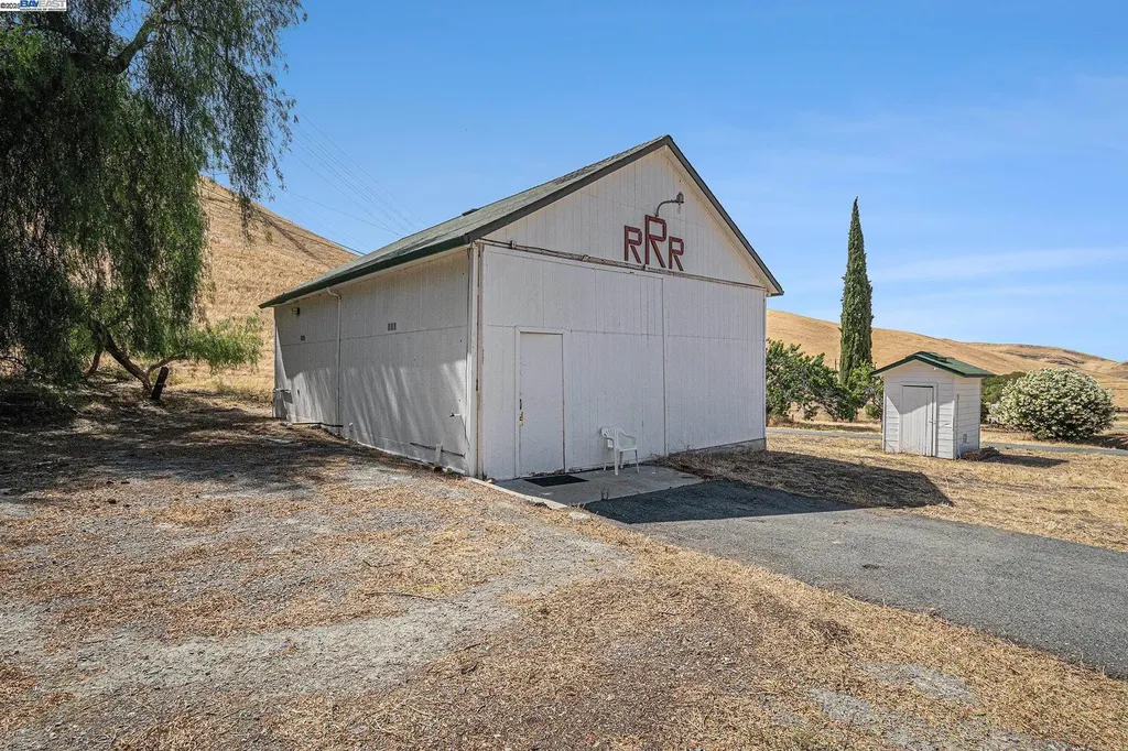 5799 Nortonville Pittsburg CA 94565