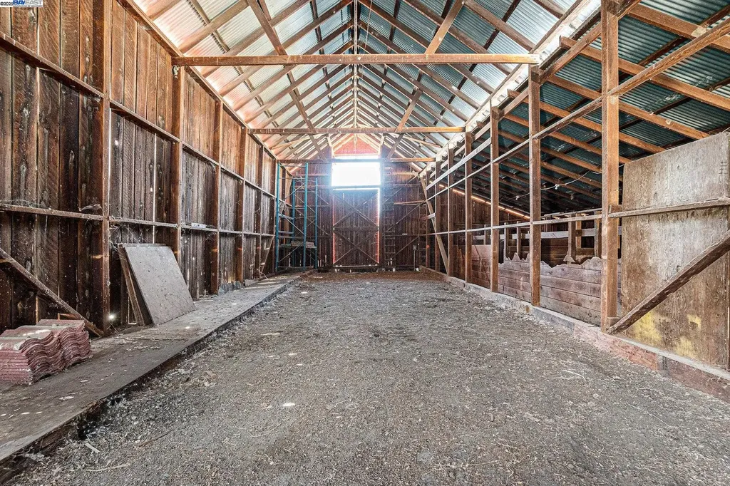 5799 Nortonville Pittsburg CA 94565