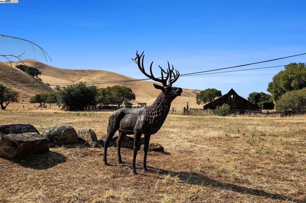 5799 Nortonville Pittsburg CA 94565