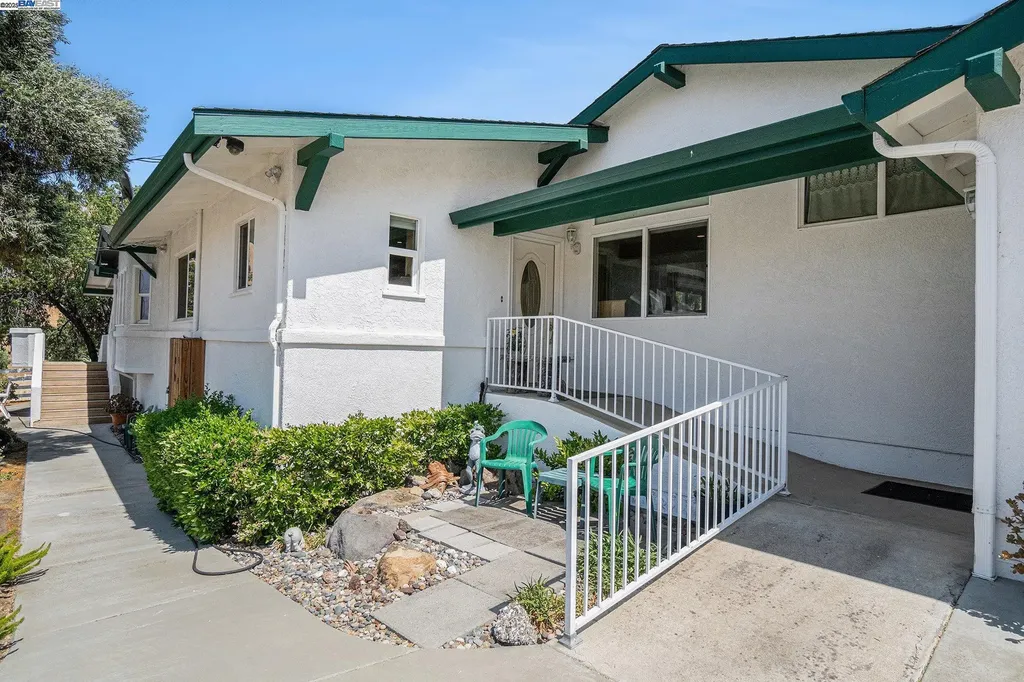 5799 Nortonville Pittsburg CA 94565