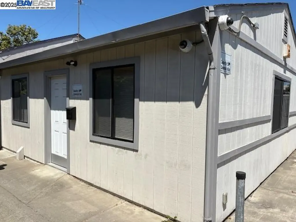 2144 Alvarado Street San Leandro CA 94577