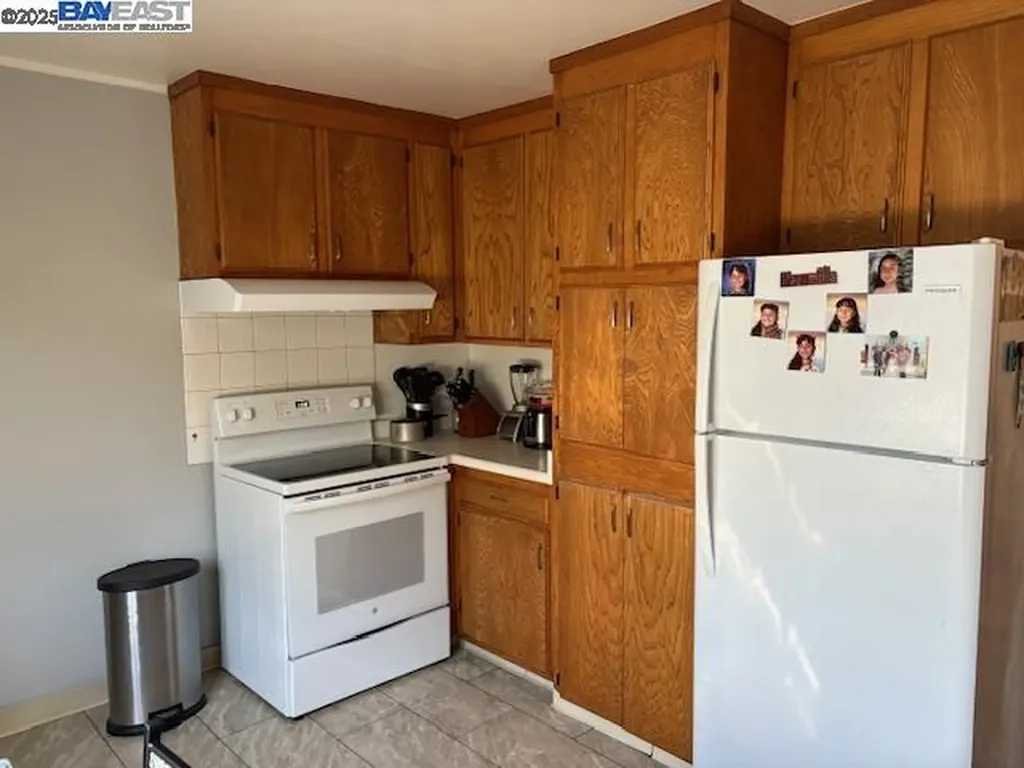 2144 Alvarado Street San Leandro CA 94577