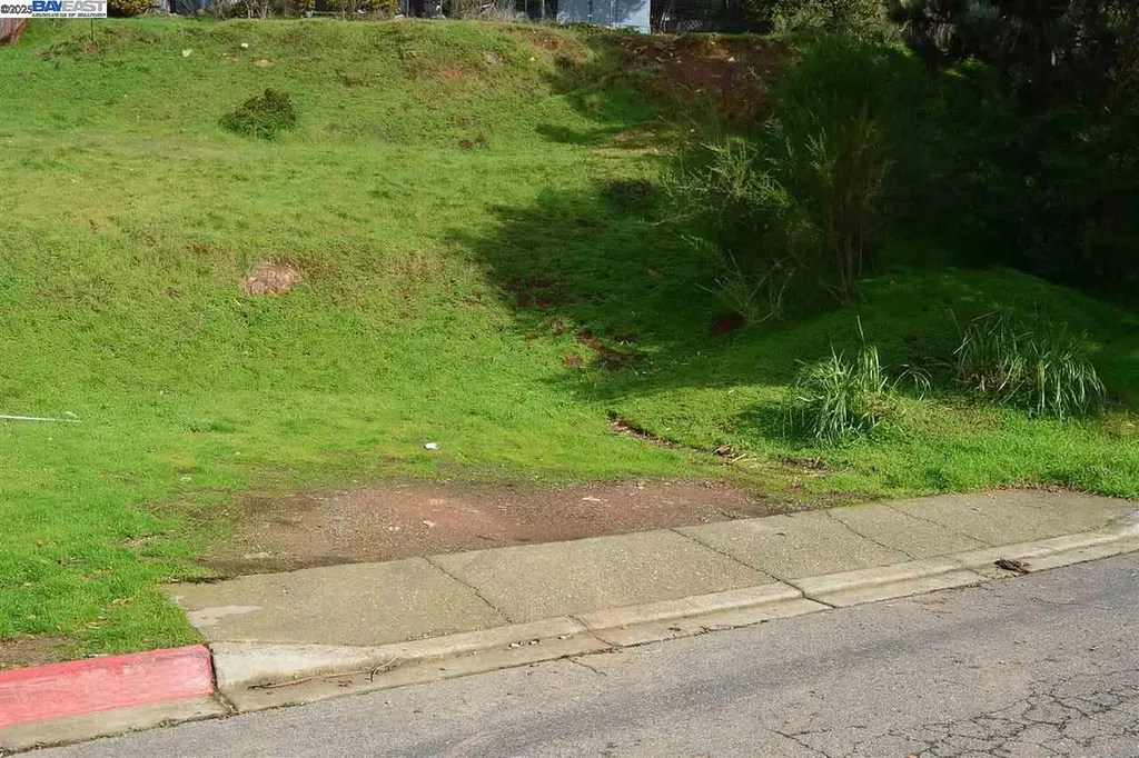 4320 Terrabella Way Oakland CA 94619