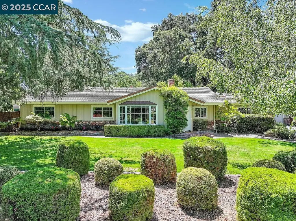 7 Monteira Lane Martinez CA 94553