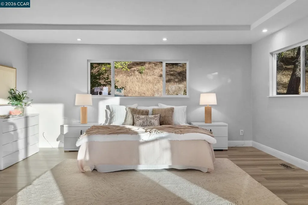 1009 - 1011 Froyd Road Concord CA 94521