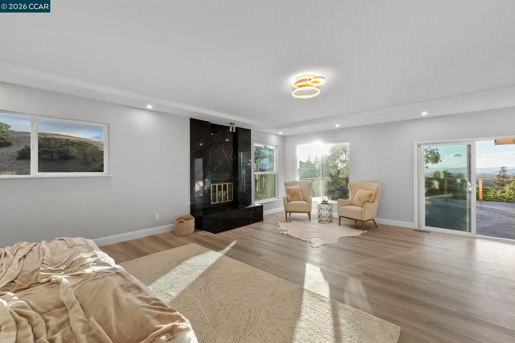 1009 - 1011 Froyd Road Concord CA 94521