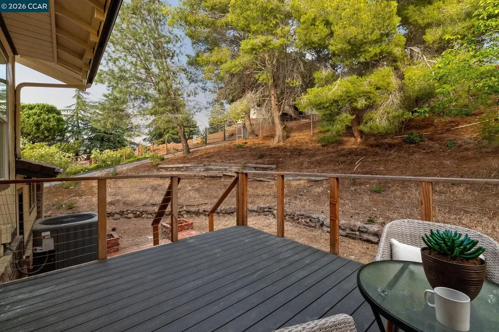 1009 - 1011 Froyd Road Concord CA 94521