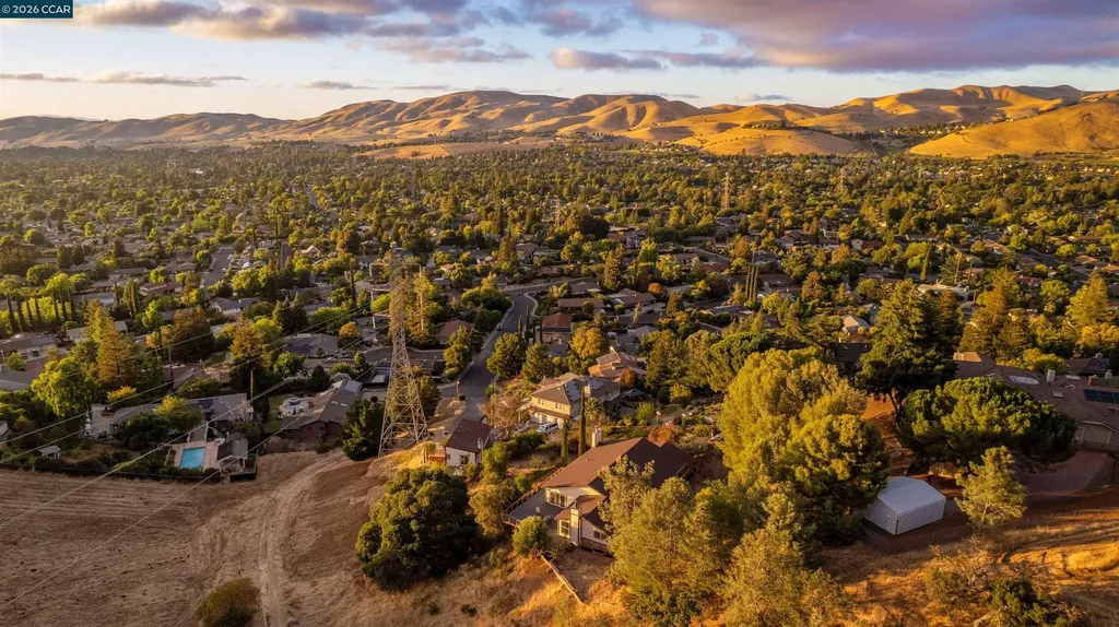 1009 - 1011 Froyd Road Concord CA 94521