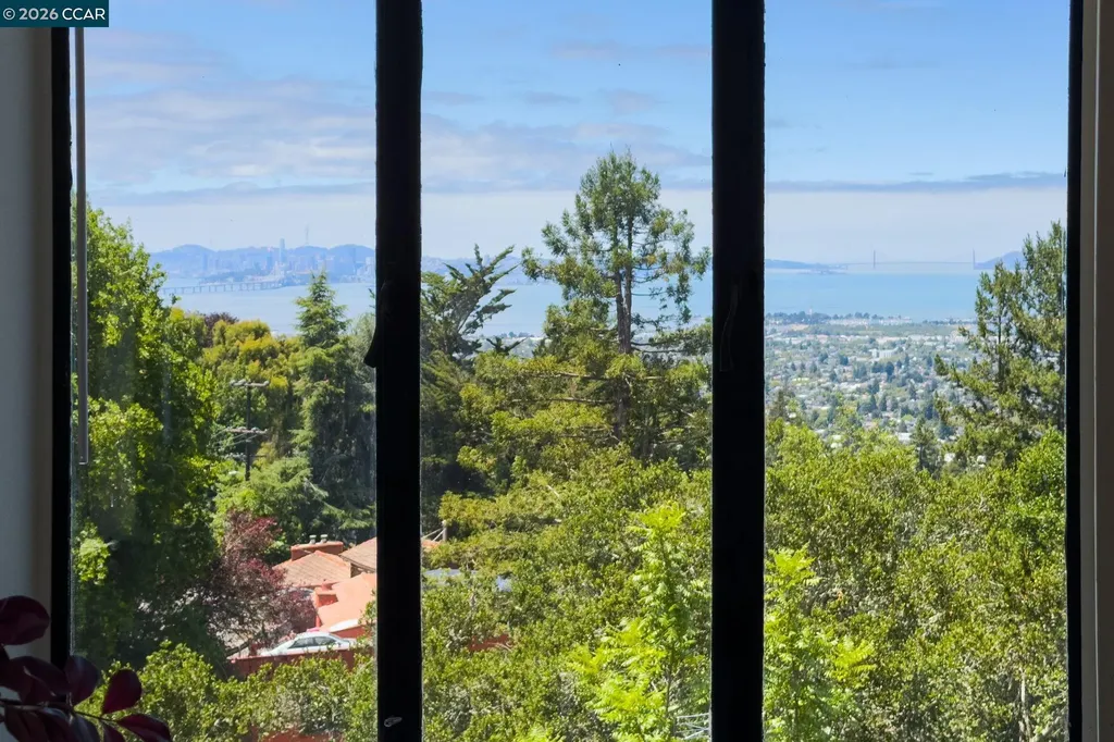 7-9 El Portal Court Berkeley CA 94708
