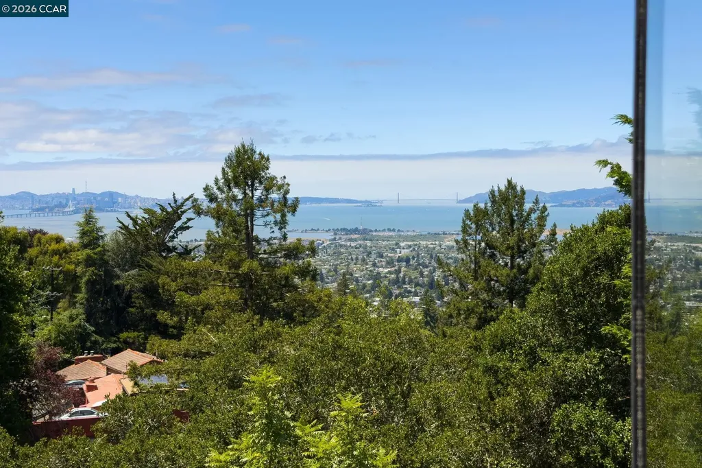 7-9 El Portal Court Berkeley CA 94708