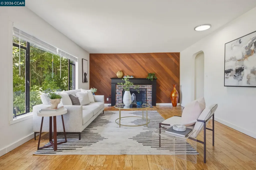 7-9 El Portal Court Berkeley CA 94708