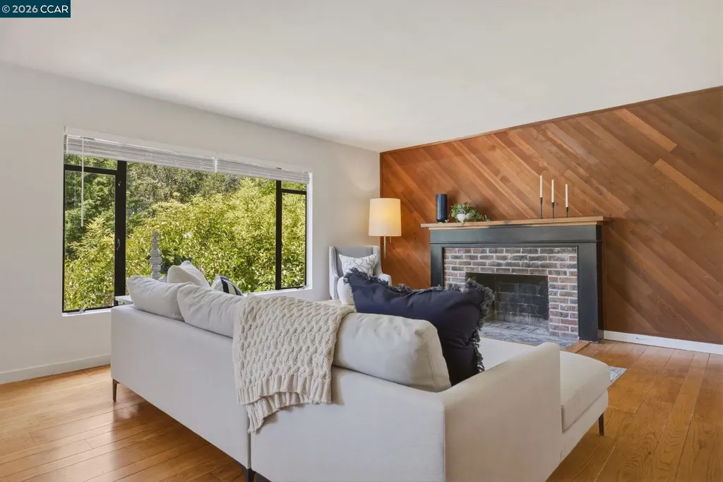 7-9 El Portal Court Berkeley CA 94708