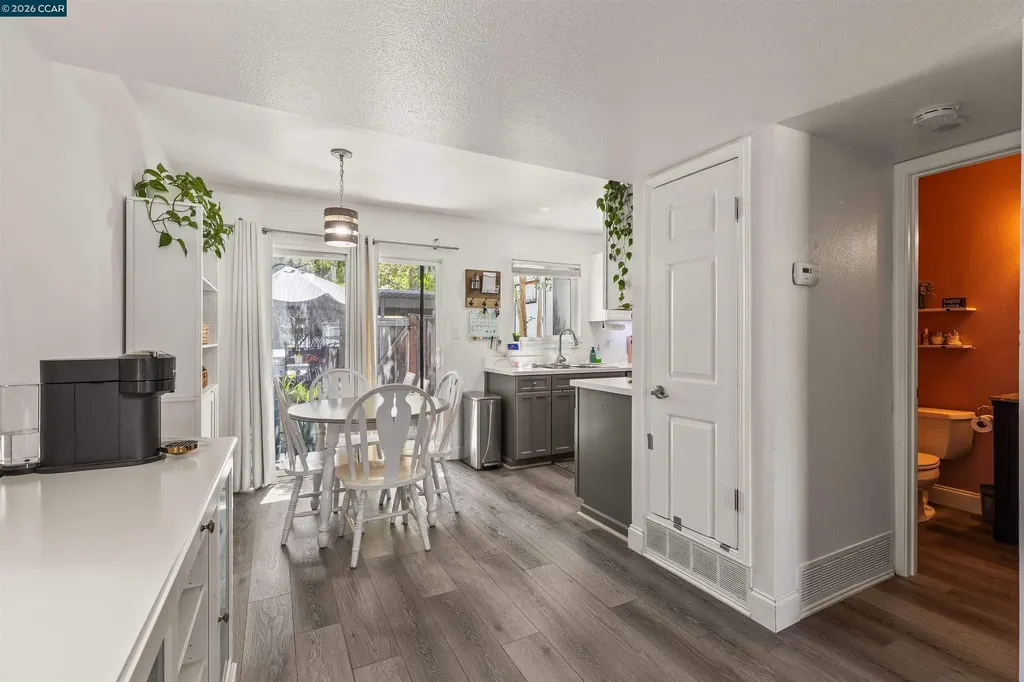 126 Muir Road Martinez CA 94553