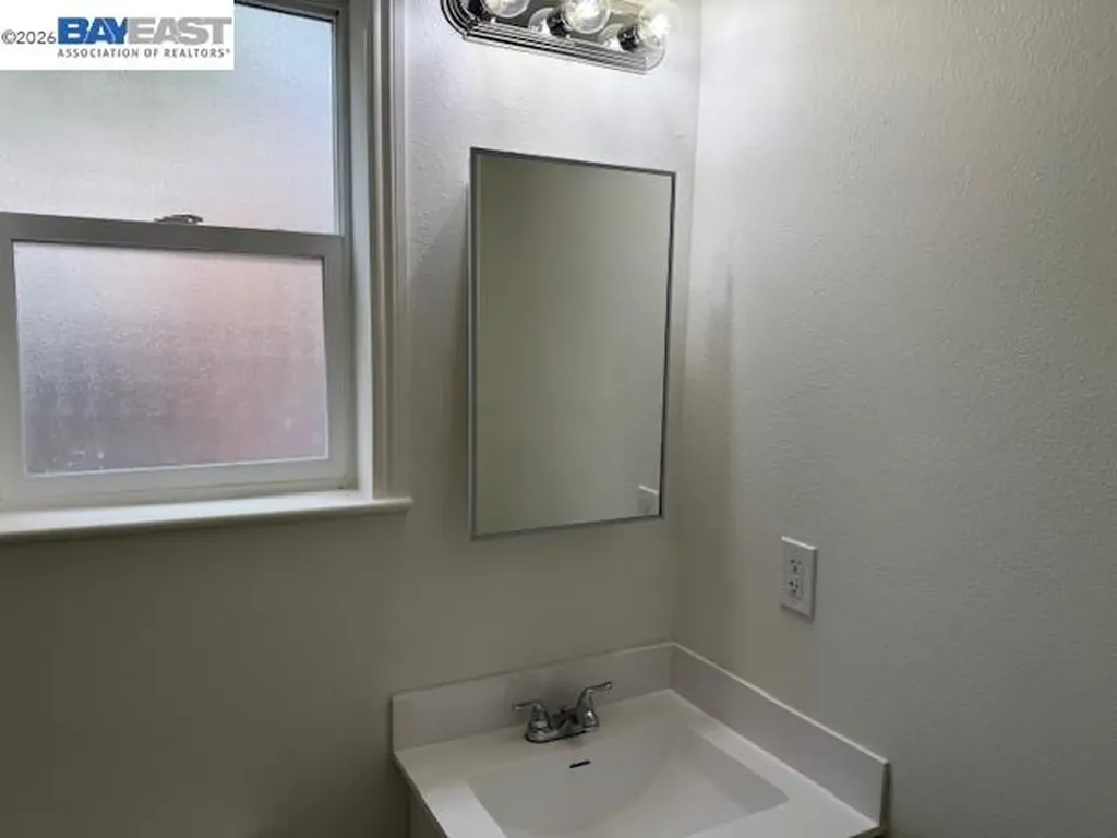 1245 Cotter Way Hayward CA 94541