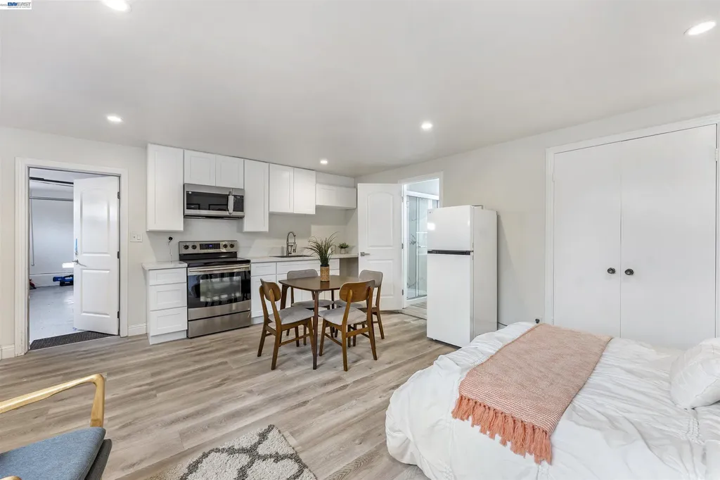 19435 Yuma Street Castro Valley CA 94546