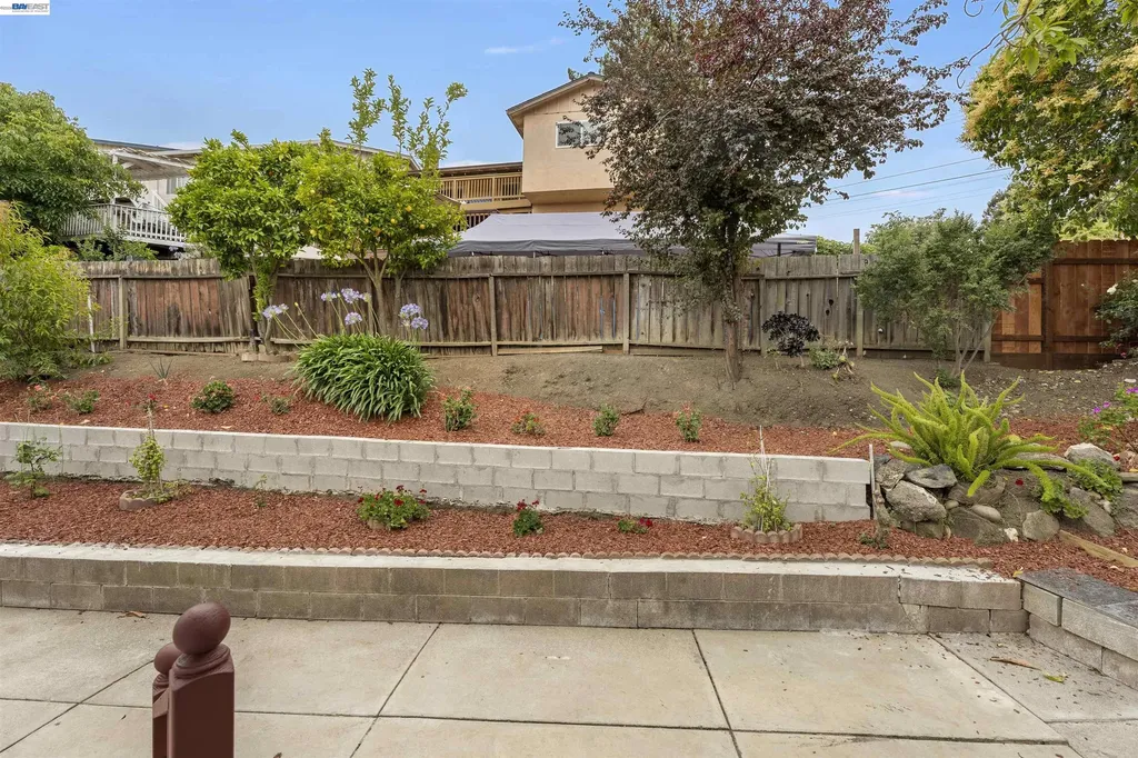 19435 Yuma Street Castro Valley CA 94546