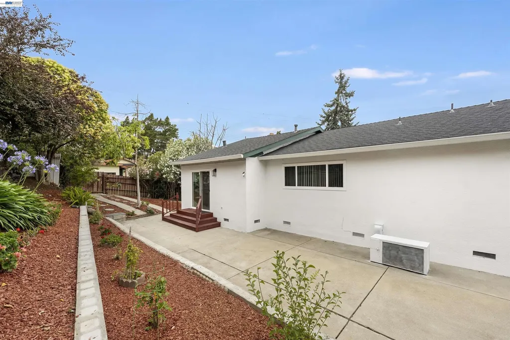 19435 Yuma Street Castro Valley CA 94546