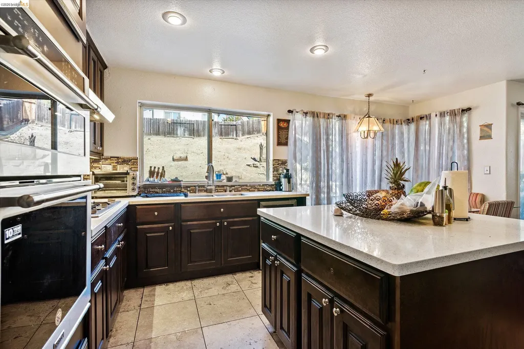 4137 Amargosa Drive Antioch CA 94531