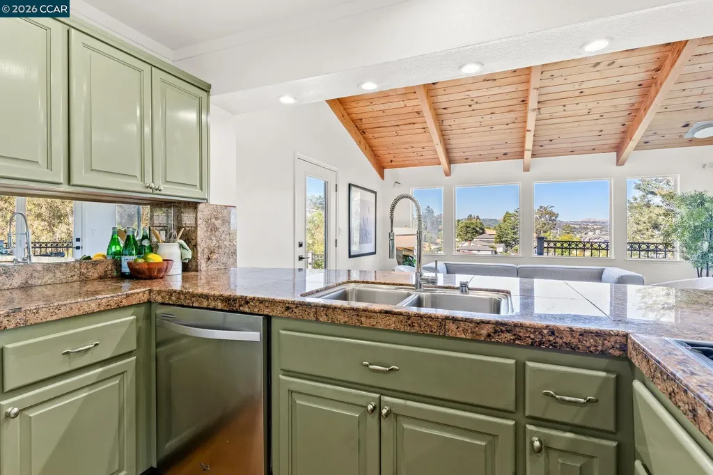 18832 Cindy Way Castro Valley CA 94546