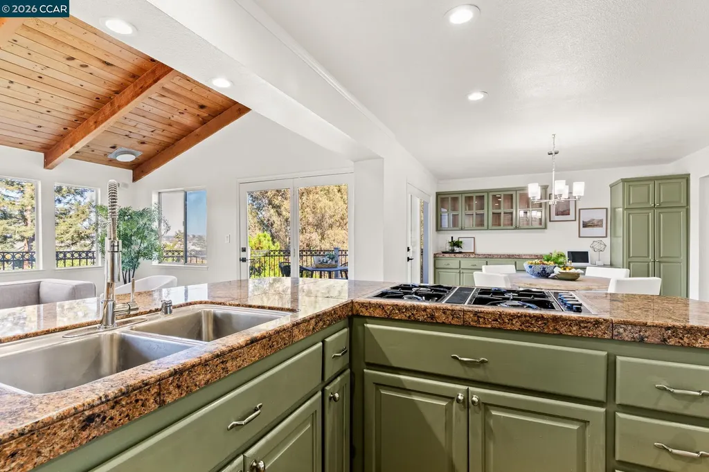 18832 Cindy Way Castro Valley CA 94546