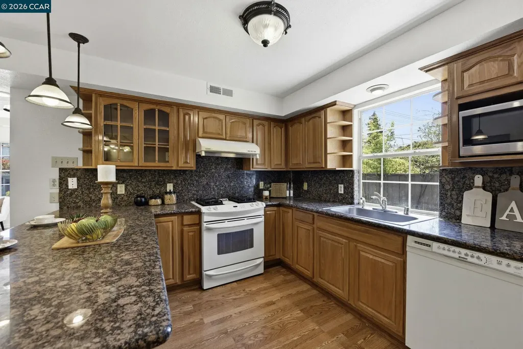 1711 Willow Street Alameda CA 94501