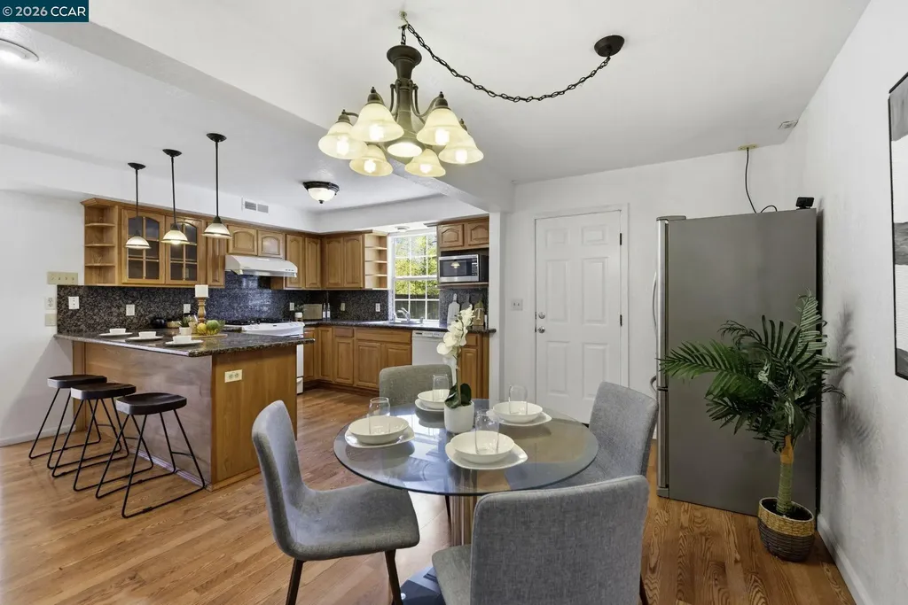 1711 Willow Street Alameda CA 94501