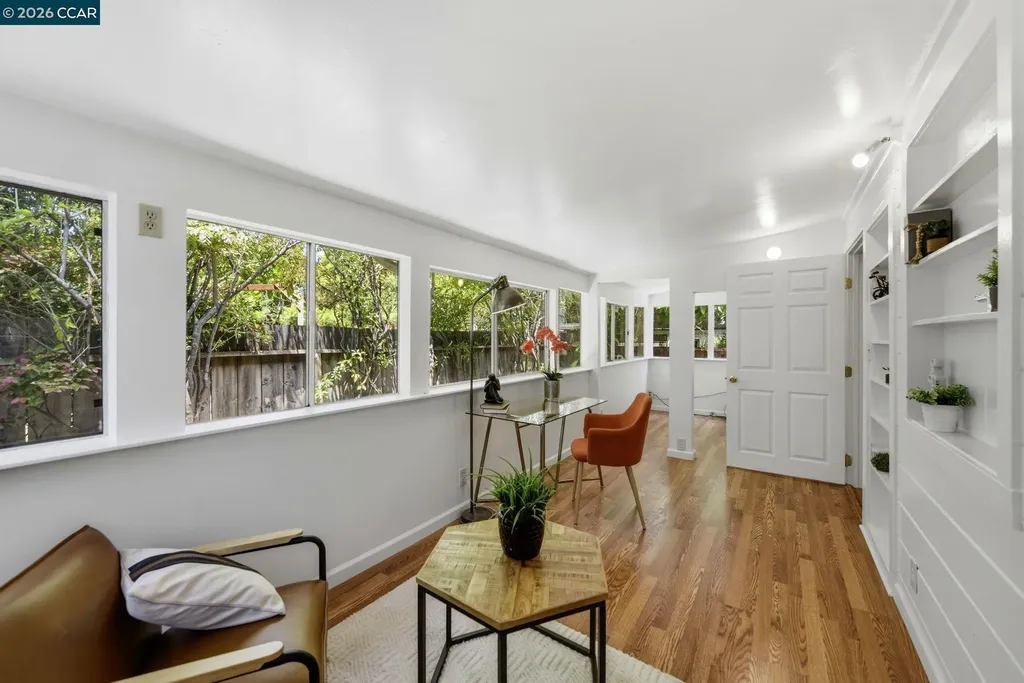 1711 Willow Street Alameda CA 94501