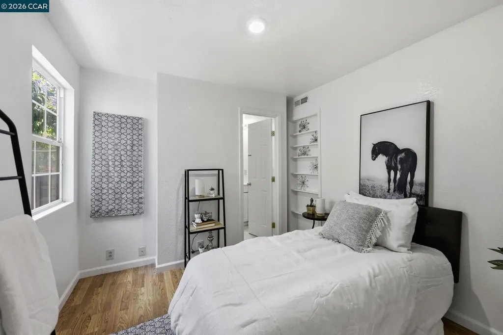 1711 Willow Street Alameda CA 94501