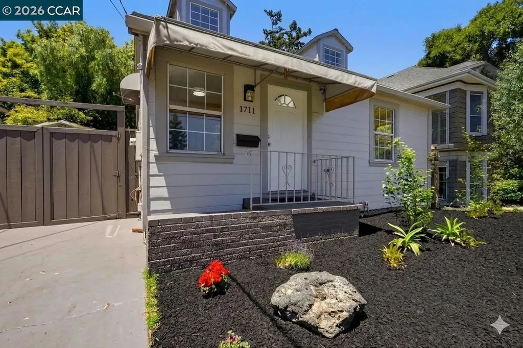 1711 Willow Street Alameda CA 94501